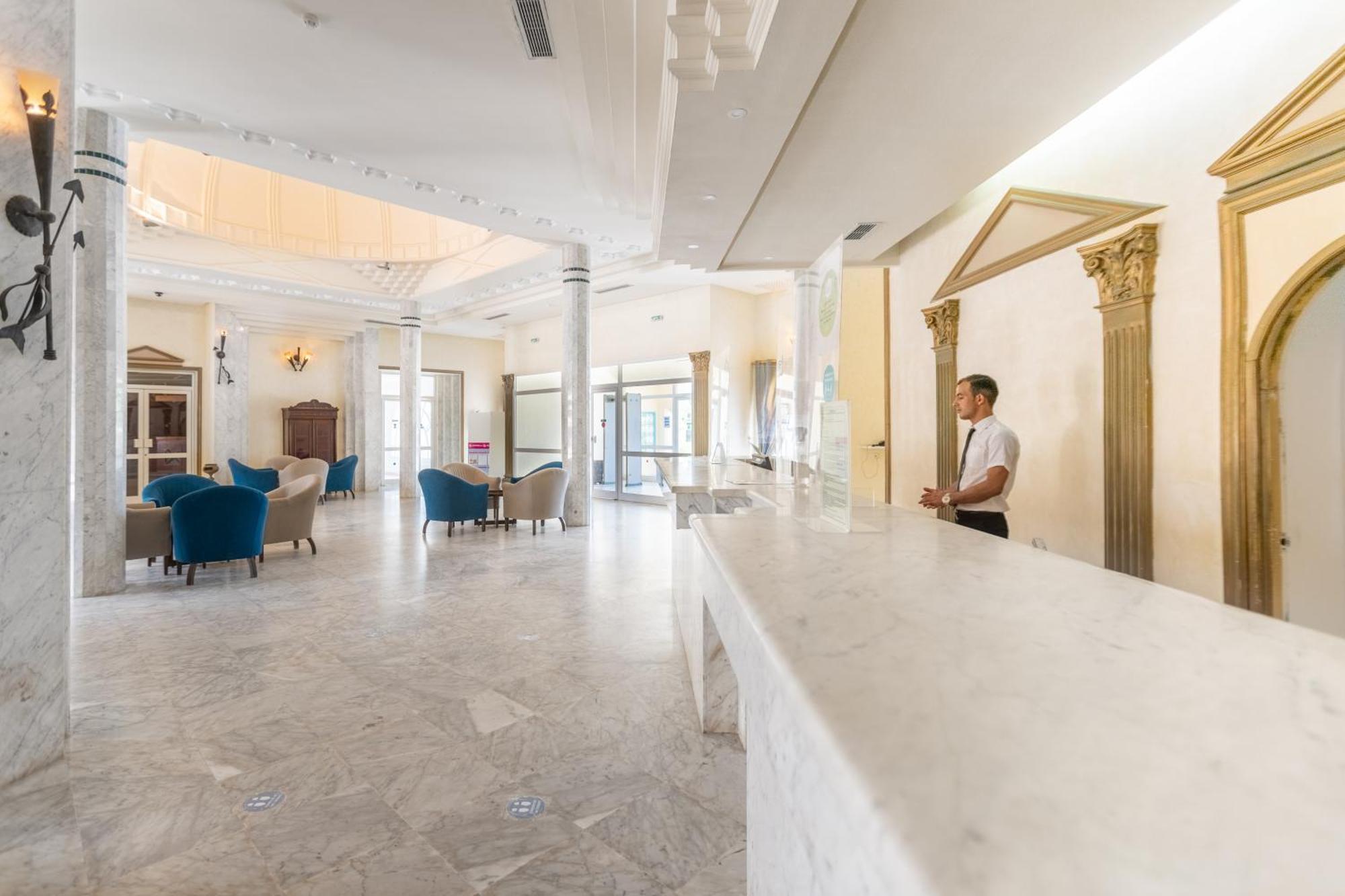 Hotel Venice Beach- Families And Couples Only